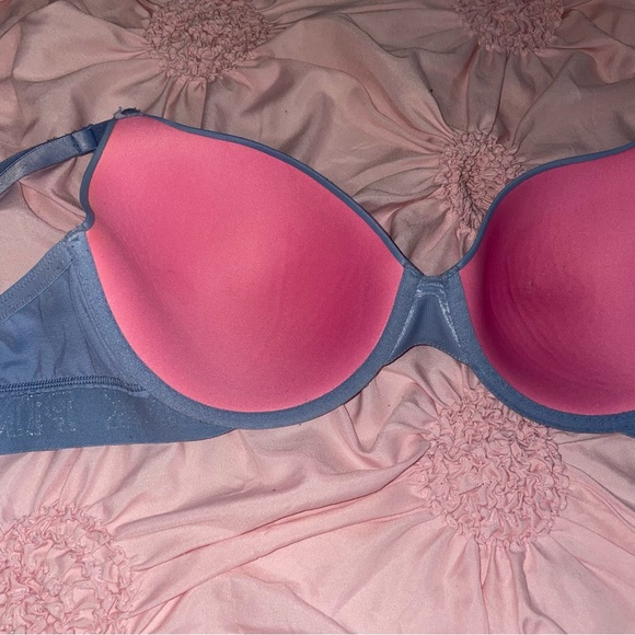 ❤️SOLD❤️ Blue Victoria’s Secret wear everywhere bra 36DD - Picture 3 of 6